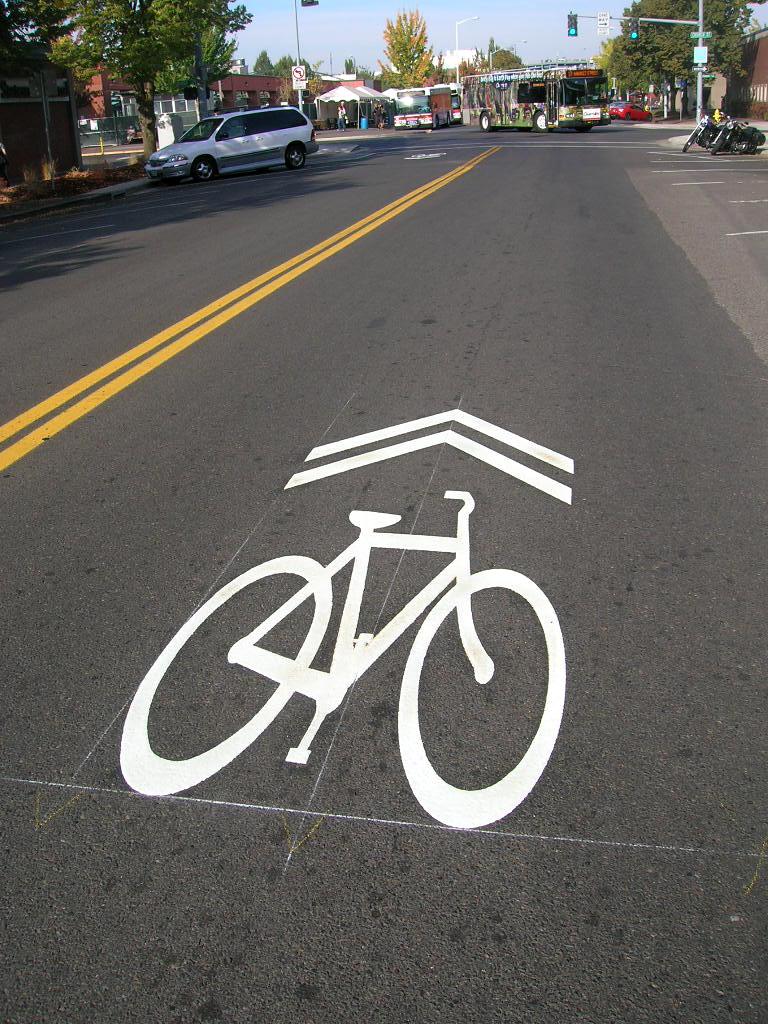 Sharrow road marking